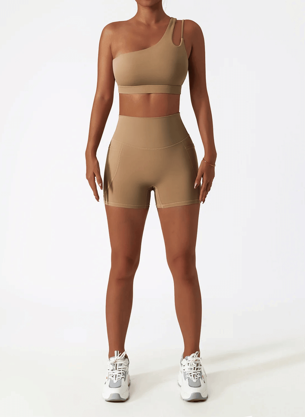 סט ספורט לנשים קצר טייץ מחטב High Waist וטופ - דגם Apex