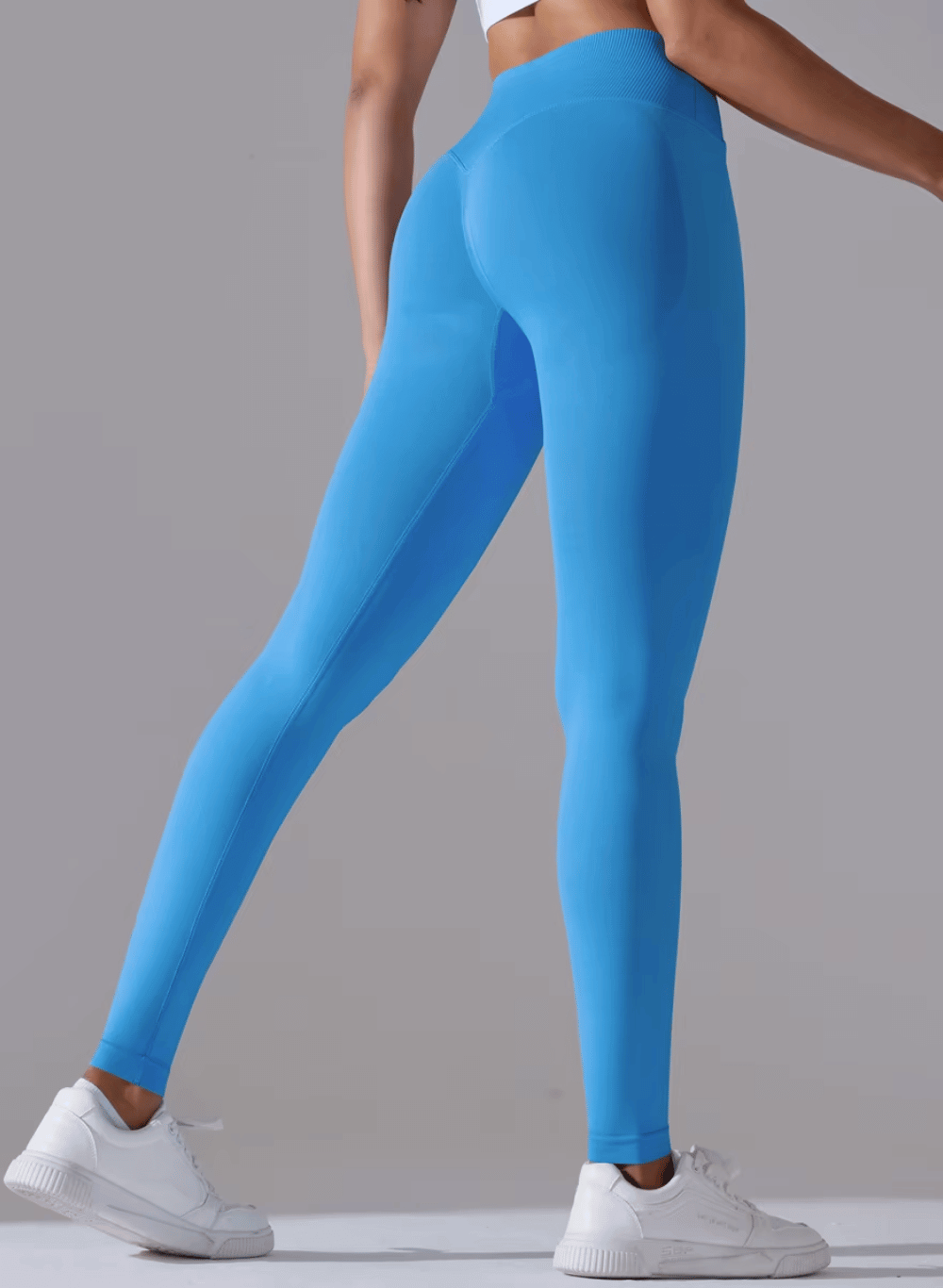 טייץ מחטב High Waist גזרת V - דגם Balance