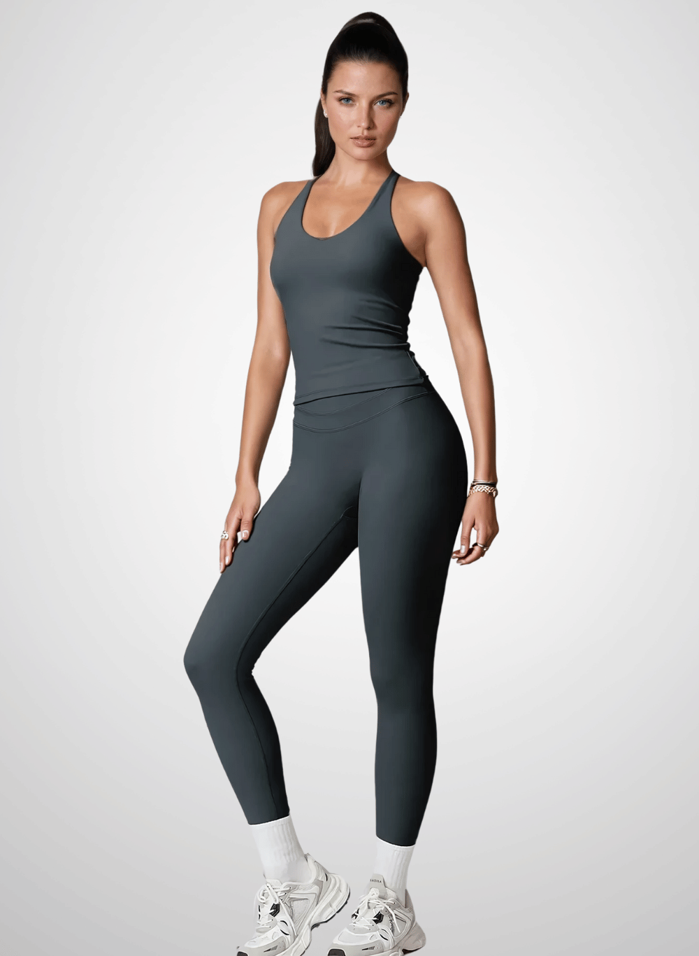 סט טייץ וגופיית קרופ מחטב לנשים – דגם SculptFit 8863 Set