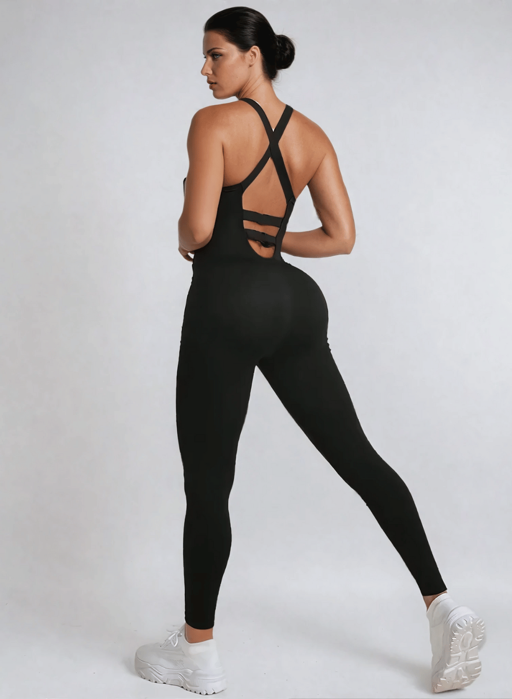 אוברול ספורט לנשים עם עיצוב קלאסי – דגם ActiveFlex (525)
