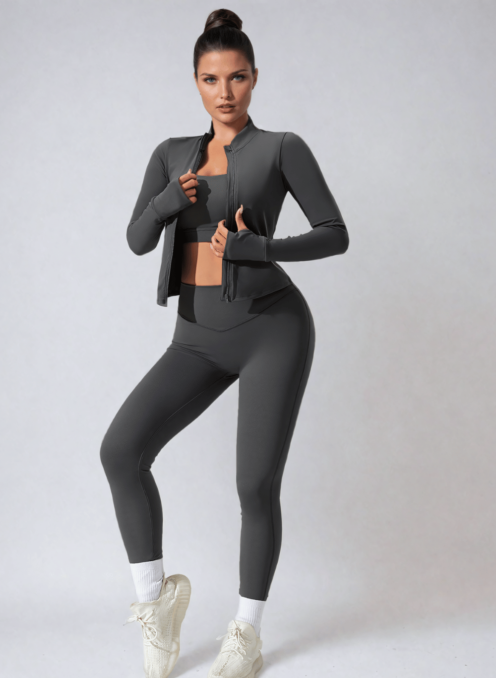 סט ספורטיבי 3 חלקים: טייץ מחטב High Waist, טופ וג'קט הודיס - דגם Poise