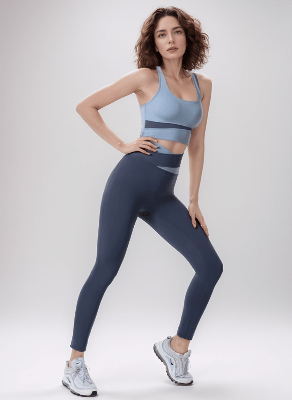 סט ספורט לנשים טייץ מחטב וטופ ספורט - דגם Propel