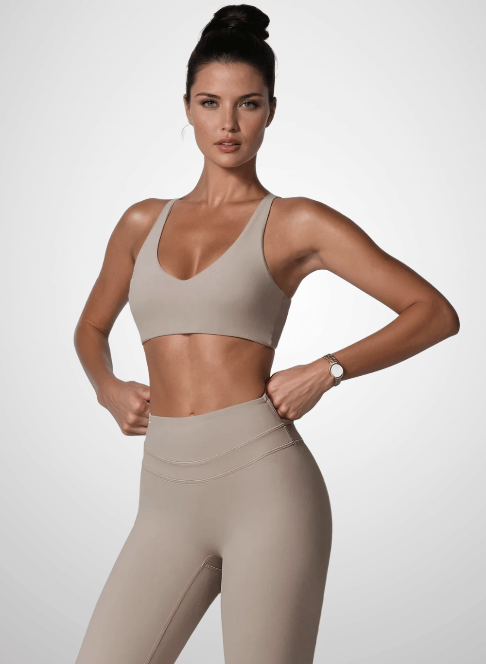 טופ ספורט לנשים – דגם SculptFit 8863 top