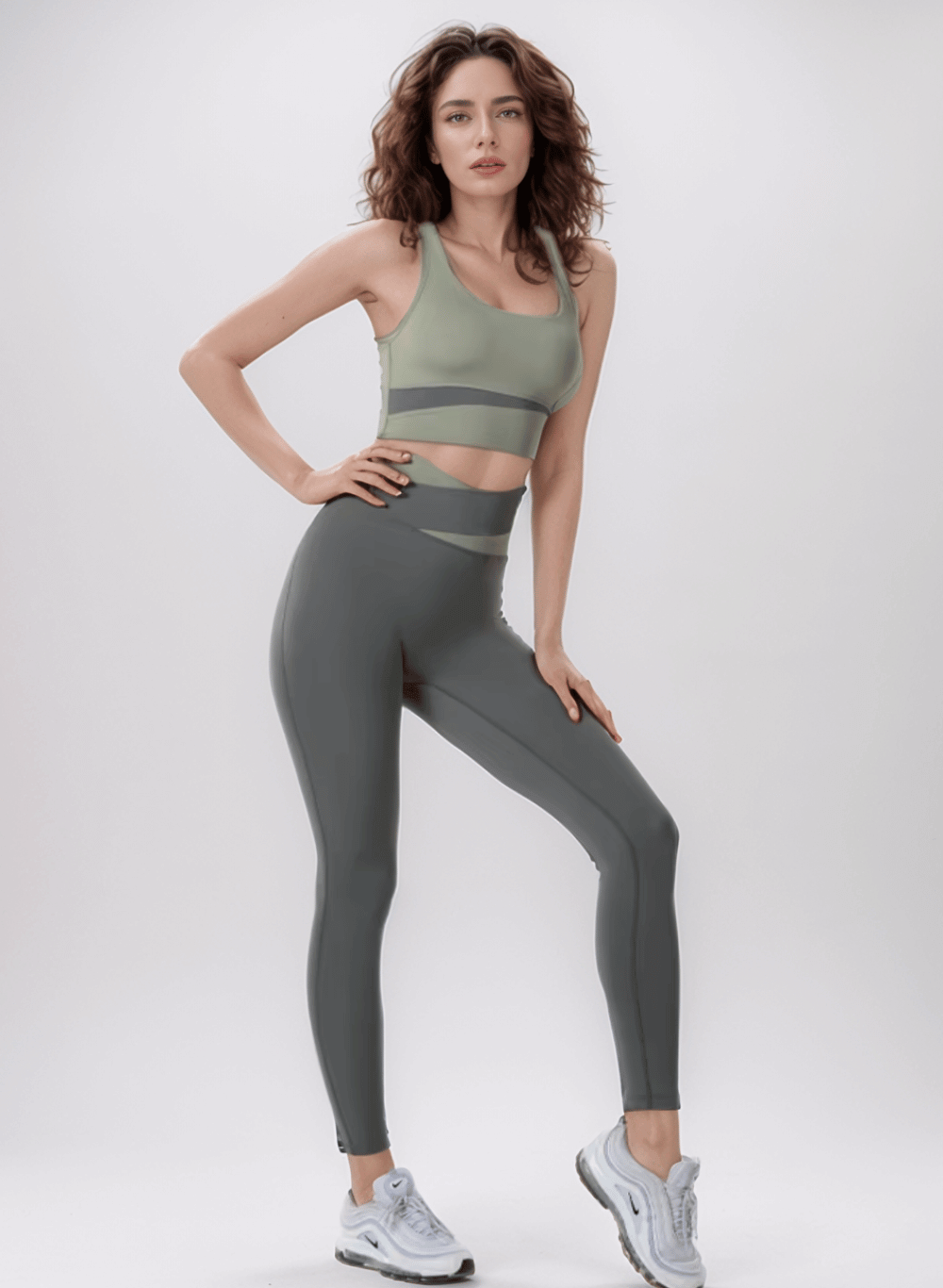 סט ספורט לנשים טייץ מחטב וטופ ספורט - דגם Propel