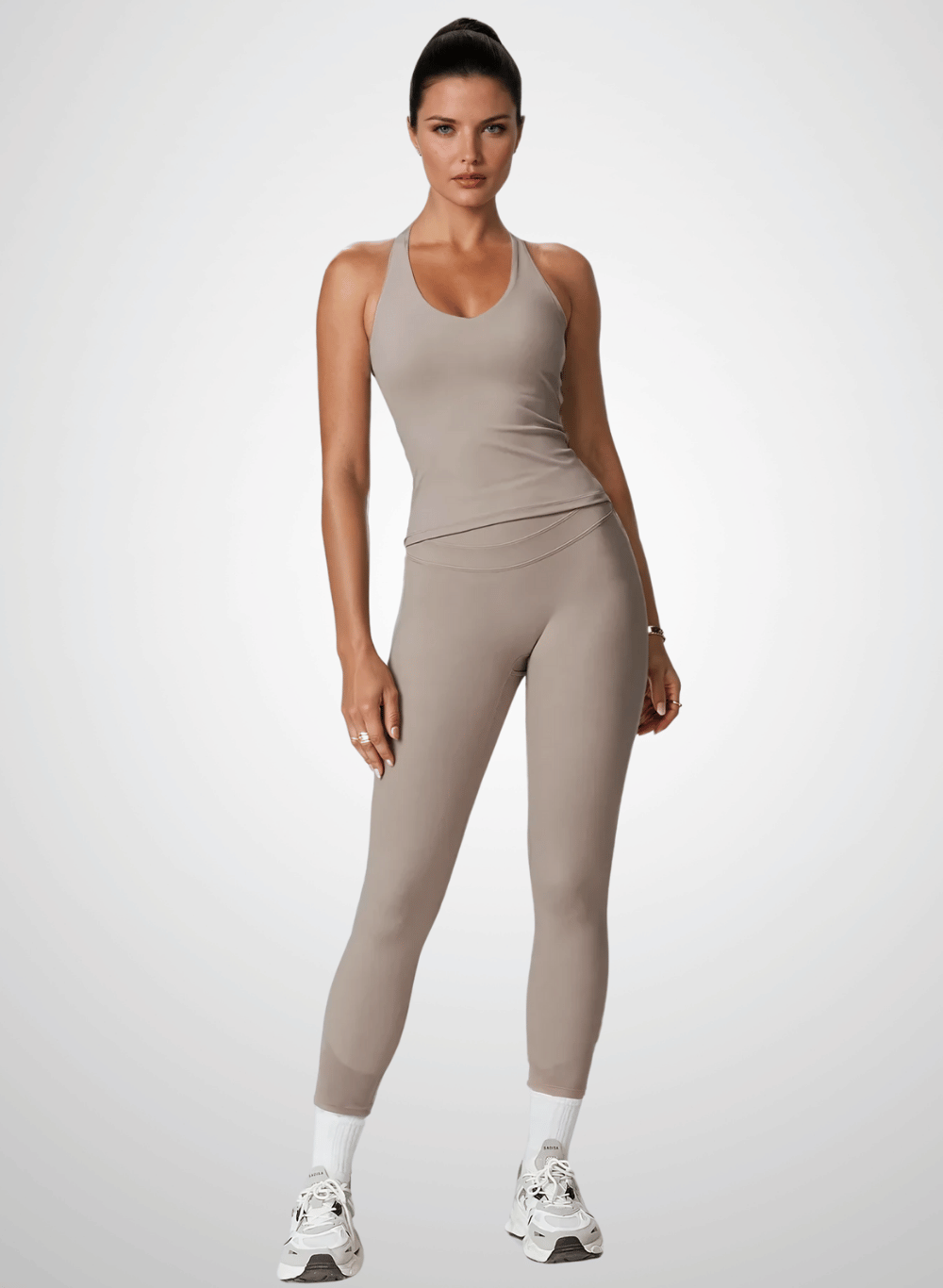 סט טייץ וגופיית קרופ מחטב לנשים – דגם SculptFit 8863 Set