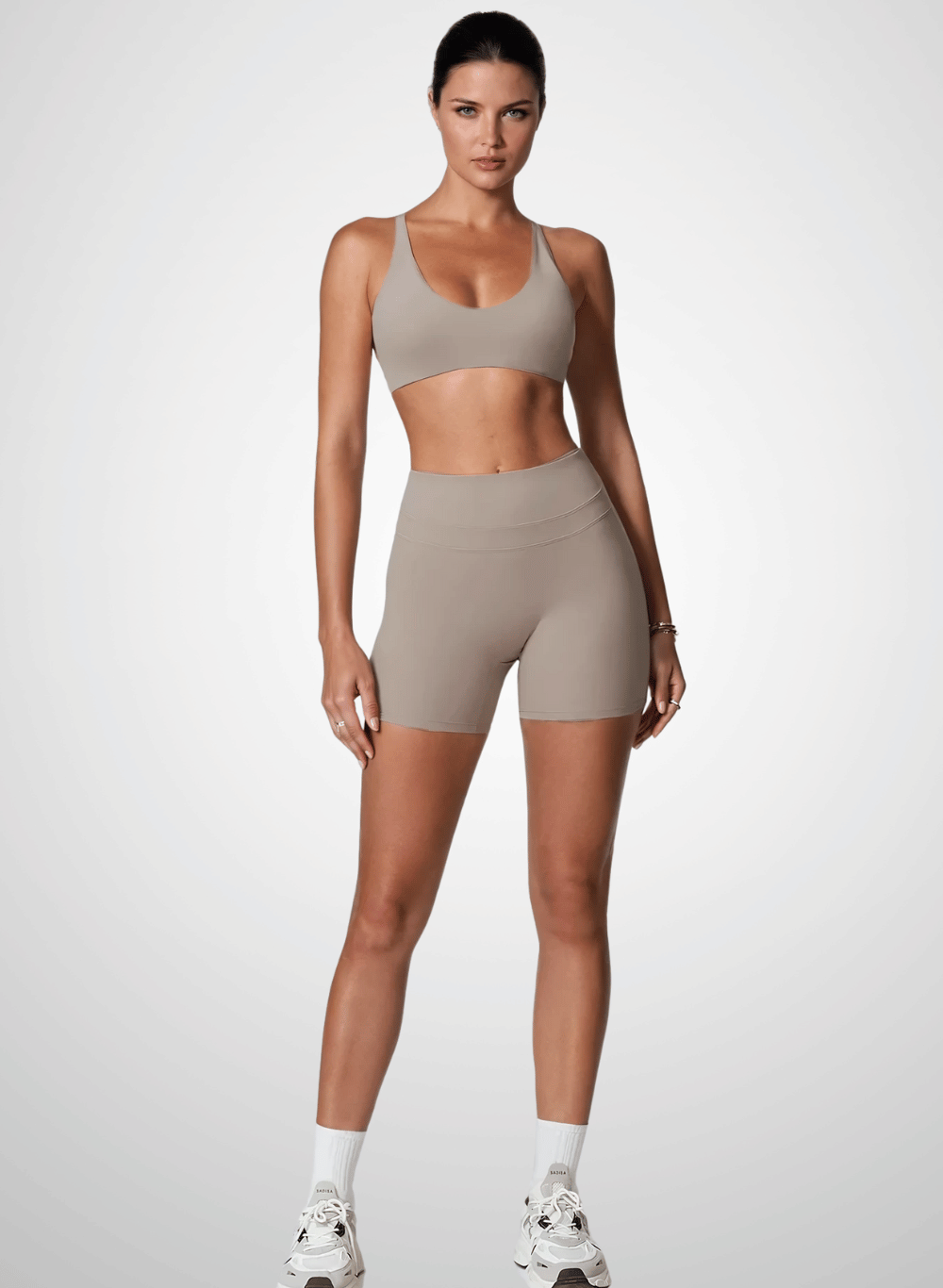 טופ ספורט לנשים – דגם SculptFit 8863 top