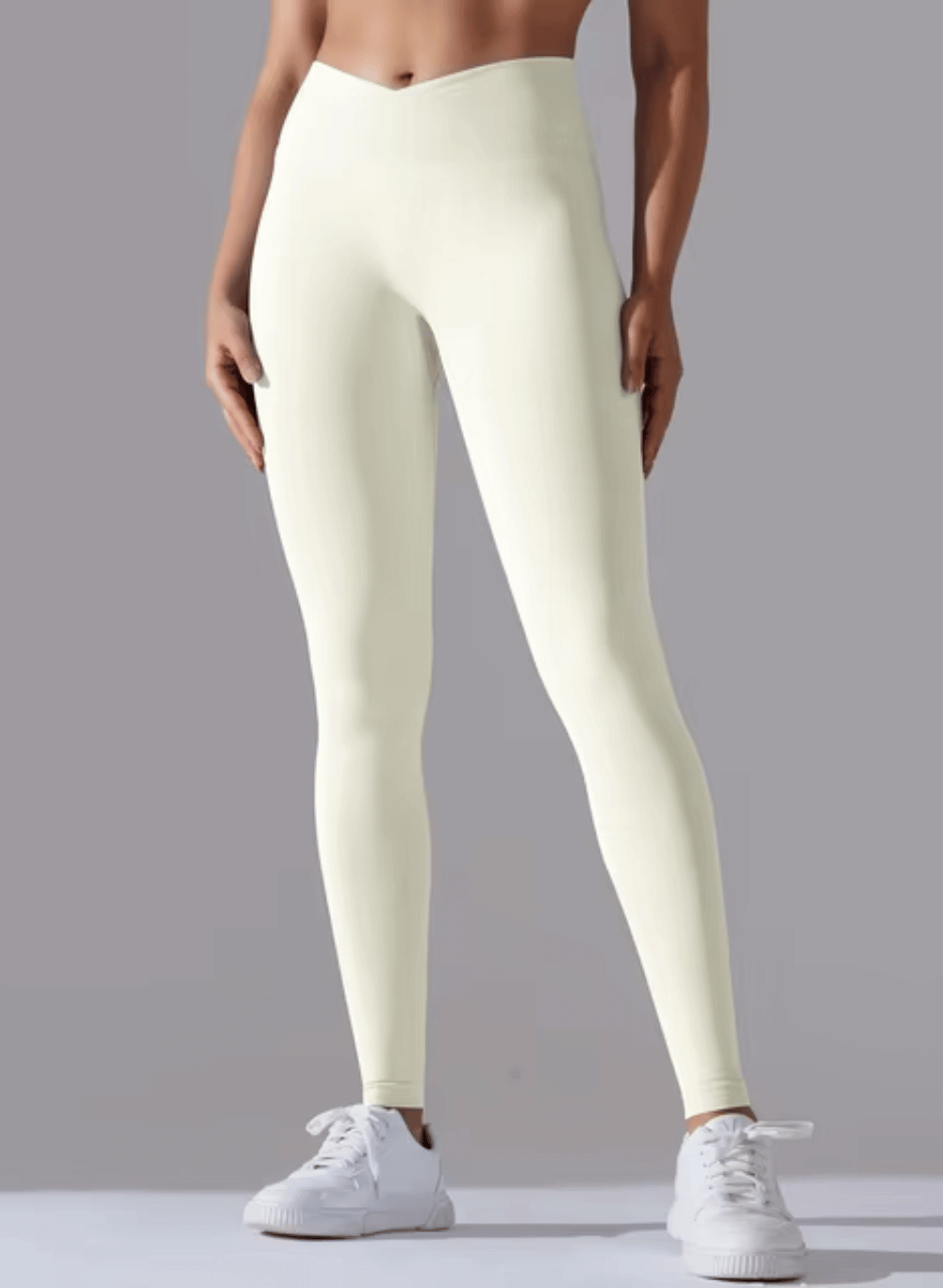 טייץ מחטב High Waist גזרת V - דגם Balance