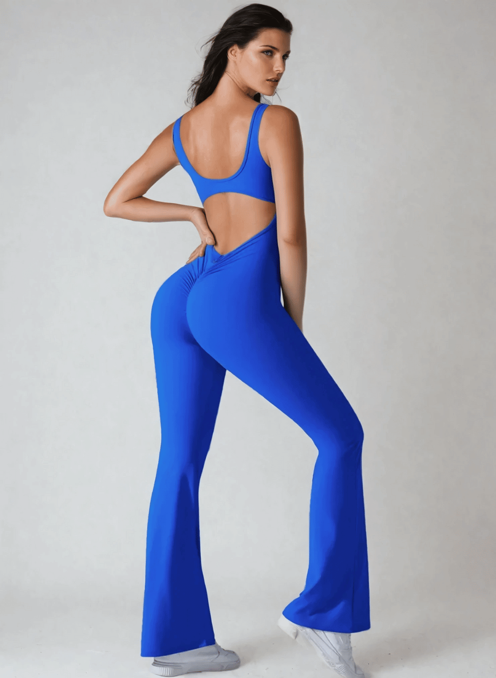 אוברול ספורט ארוך מחטב מתרחב פדלפון עם כיווצים וגב חשוף  - דגם Radiance