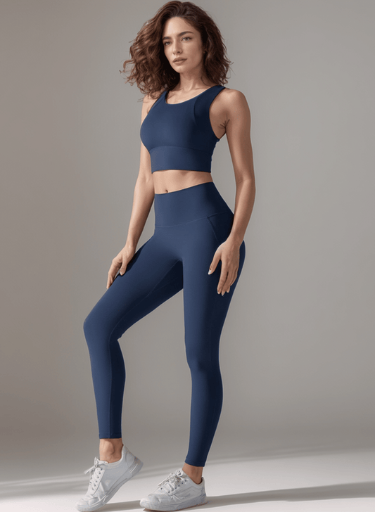 סט בגדי ספורט נשים – גופיית קרופ וטייץ מחטב - דגם Vesta 7053 set
