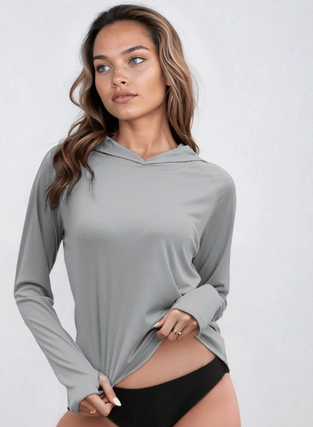 חולצת ספורט לנשים עם הגנה UPF 50+ מהשמש - דגם Flow