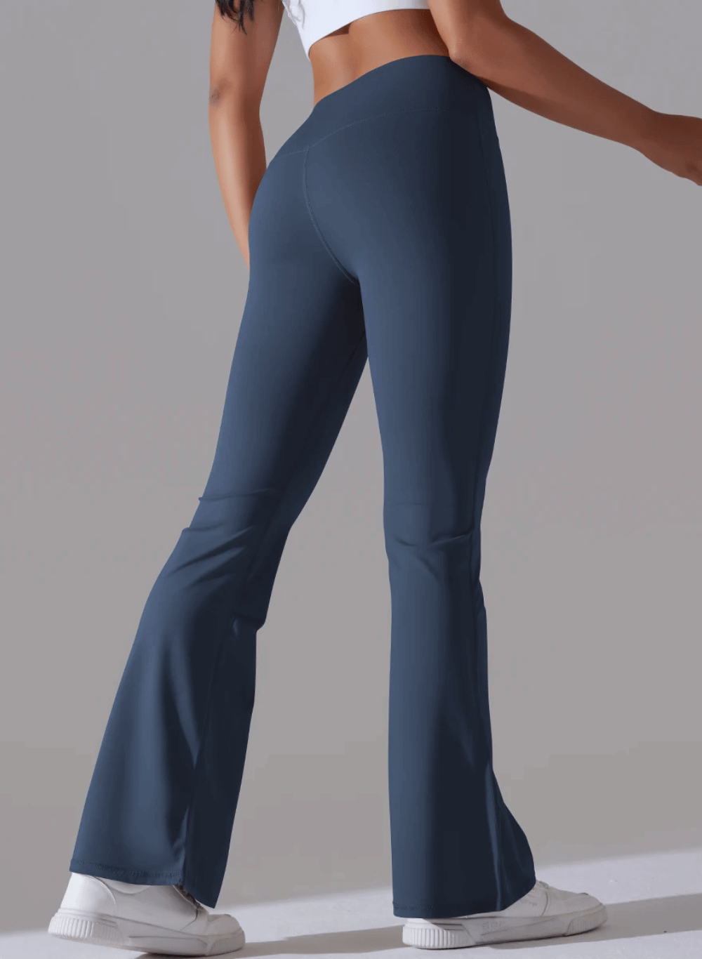 טייץ מתרחב מחטב  High Waist - דגם Flare leggings